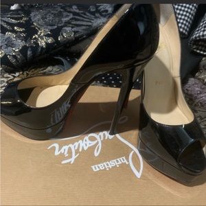 Christian louboutin size 7